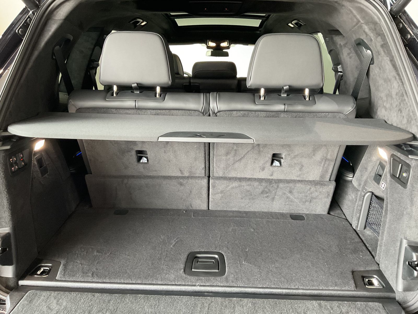 Fahrzeugeinzelansicht 15 Fahrzeugabbildung BMW X7 xDrive40i |Sitzbelüft. |Standheizung |AHK