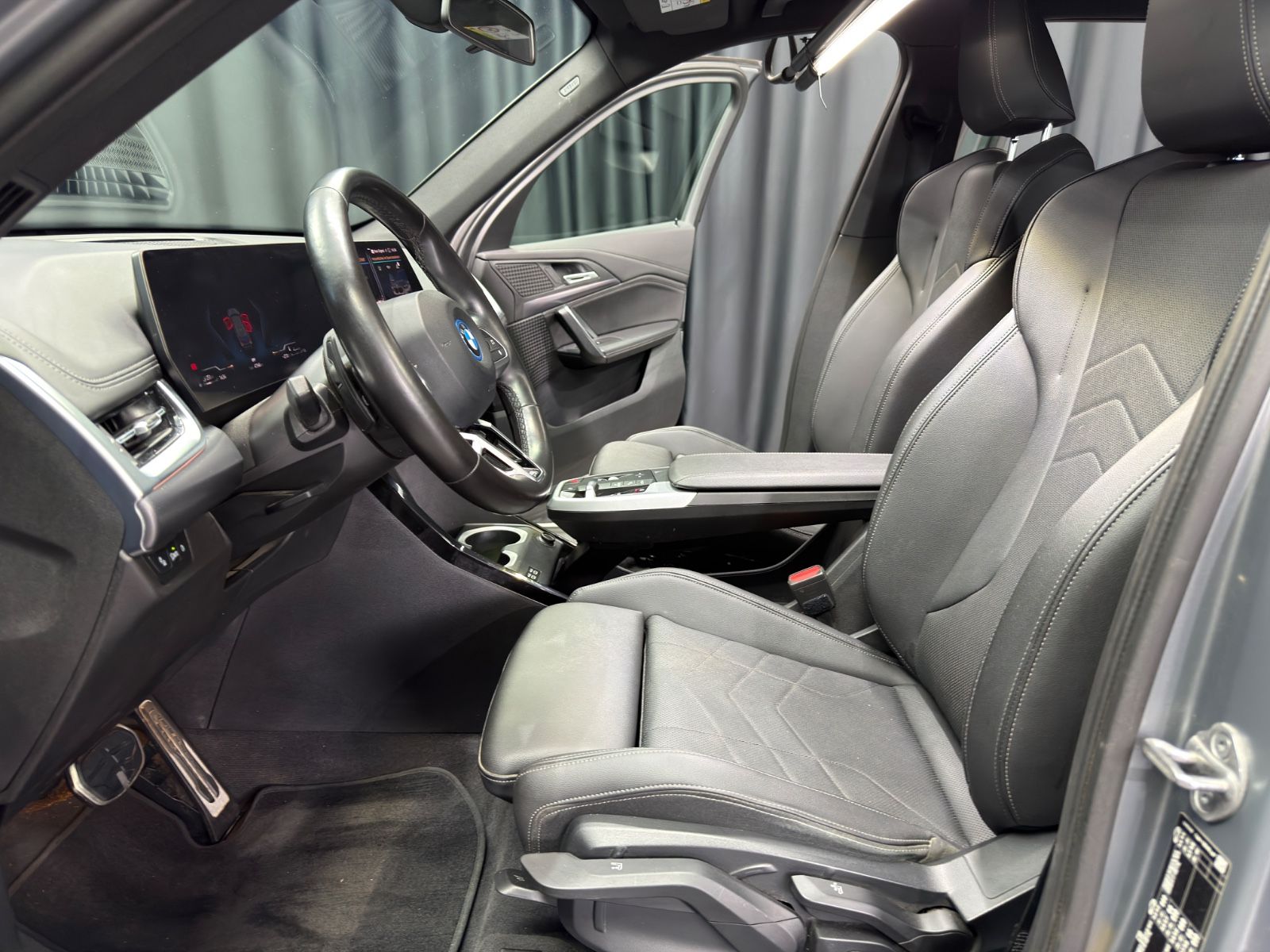 Fahrzeugabbildung BMW X1 xDrive 25e M Sport |HiFi|LED|1.HAND