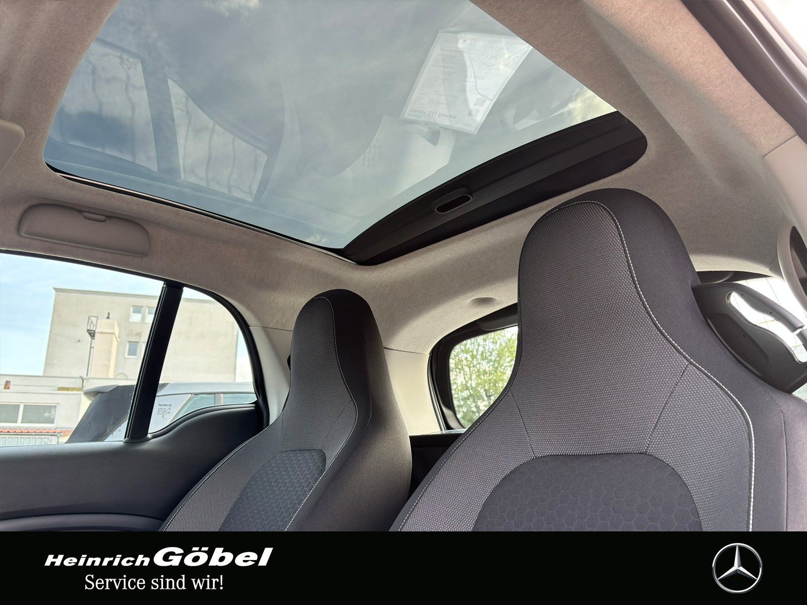 Fahrzeugabbildung Smart EQ COUPÉ*EXCLUSIVE*22kW*JBL-SOUNDSYS*ALLWETTER*