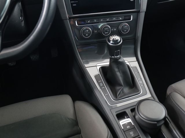 Volkswagen Golf Variant 1.5TSI ACC NAVI ERGO KAMERA AHK