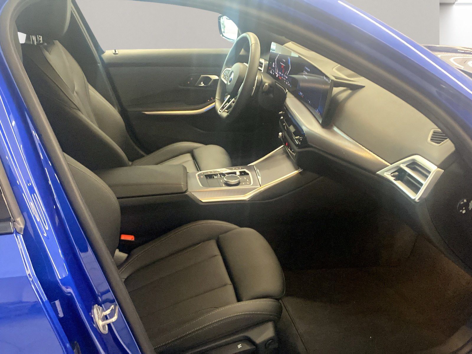 BMW 320d xDrive Touring M Sport AHK LiveCockpitProf foto 5