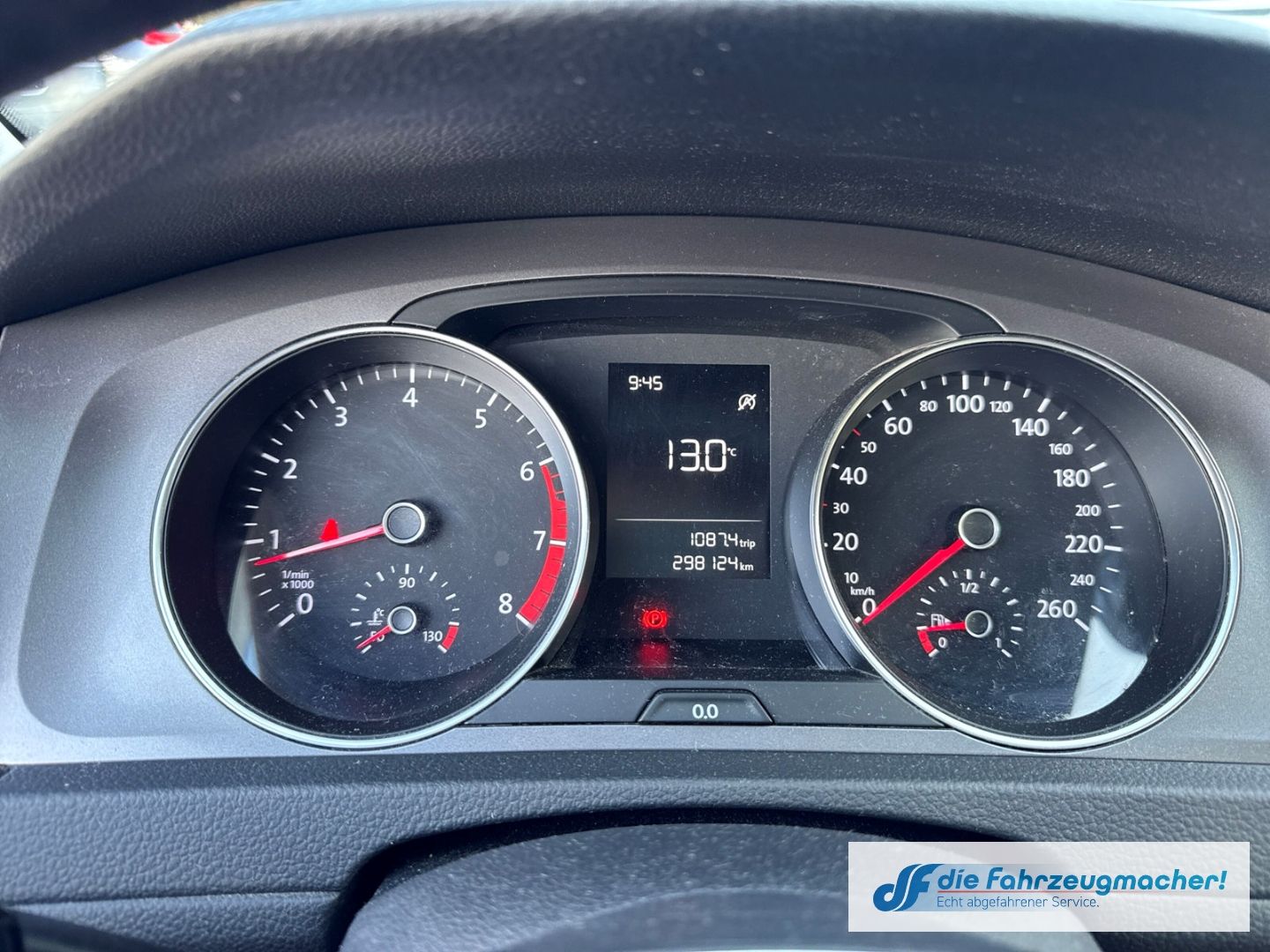 Fahrzeugabbildung Volkswagen Golf VII Trendline BMT Dyn. Kurvenlicht *EXPORT