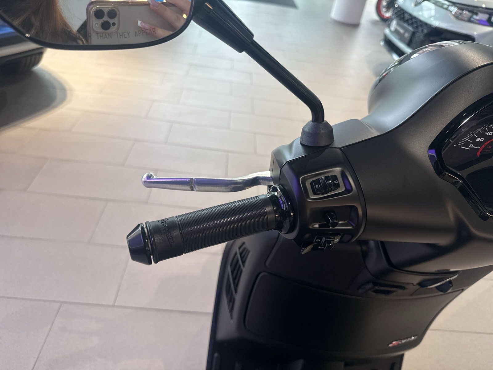 Fahrzeugabbildung Vespa GTS 310 SUPERSPORT NERO CONVINTO