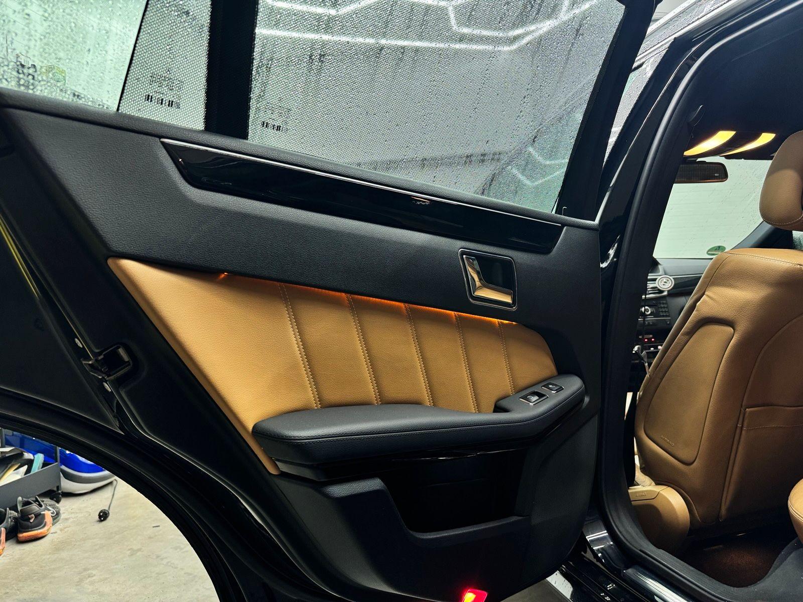 Mercedes-Benz E300 2010 — photo 15