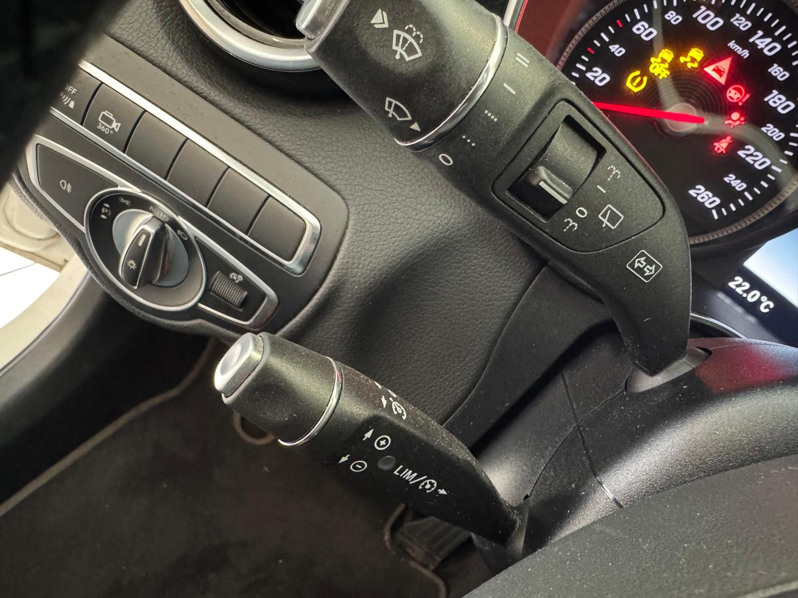 Fahrzeugabbildung Mercedes-Benz C 200 T-Modell AVANTGARDE/NAVI/KLIMA/