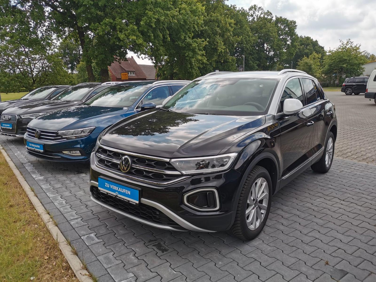 Volkswagen T-Roc "Style" 1,5 TSI DSG ACC Virtual GJR AHK