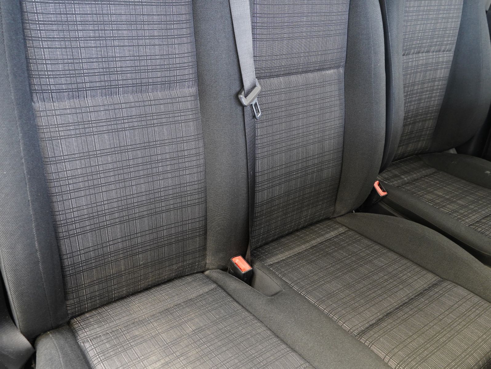 Fahrzeugabbildung Mercedes-Benz Vito Mixto 114 CDI RWD lang 6-SITZER/AHK