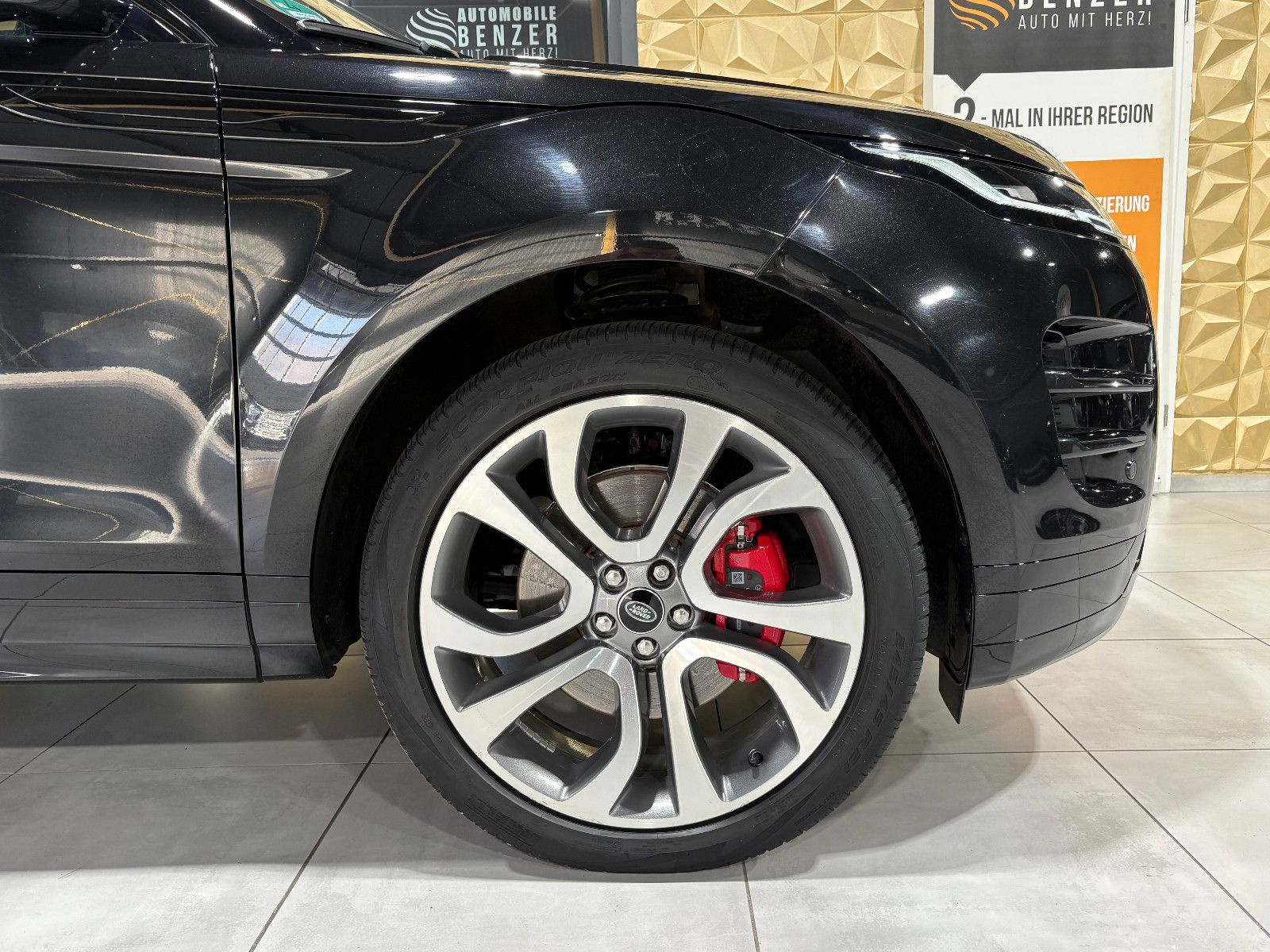 Fahrzeugabbildung Land Rover Range Rover Evoque R-Dynamic SE/MEMORY/ACC/APPLE