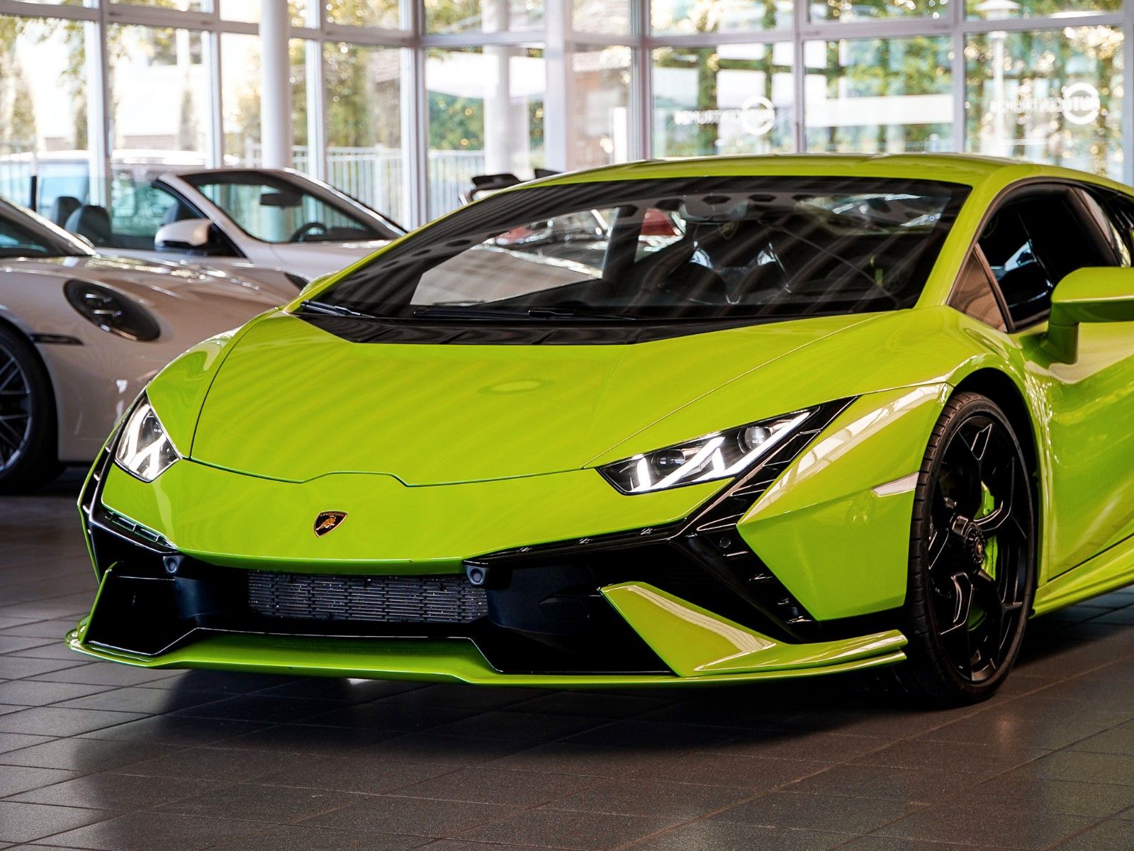 Lamborghini Huracán Tecnica Carbon Buckets Sensonum Lift foto 4