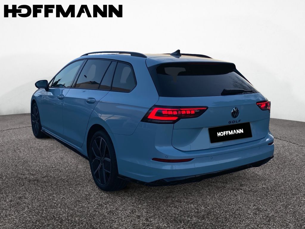 Fahrzeugabbildung Volkswagen Golf Var. 2.0 TDI SCR DSG R-Line *Anschlussgaran