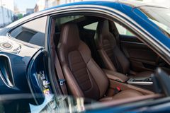 Fahrzeugabbildung Porsche 911 Turbo S *NACHTBLAU / APPROVED / VOLL*