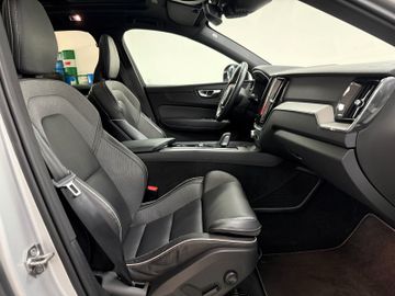 Volvo XC60 - 11