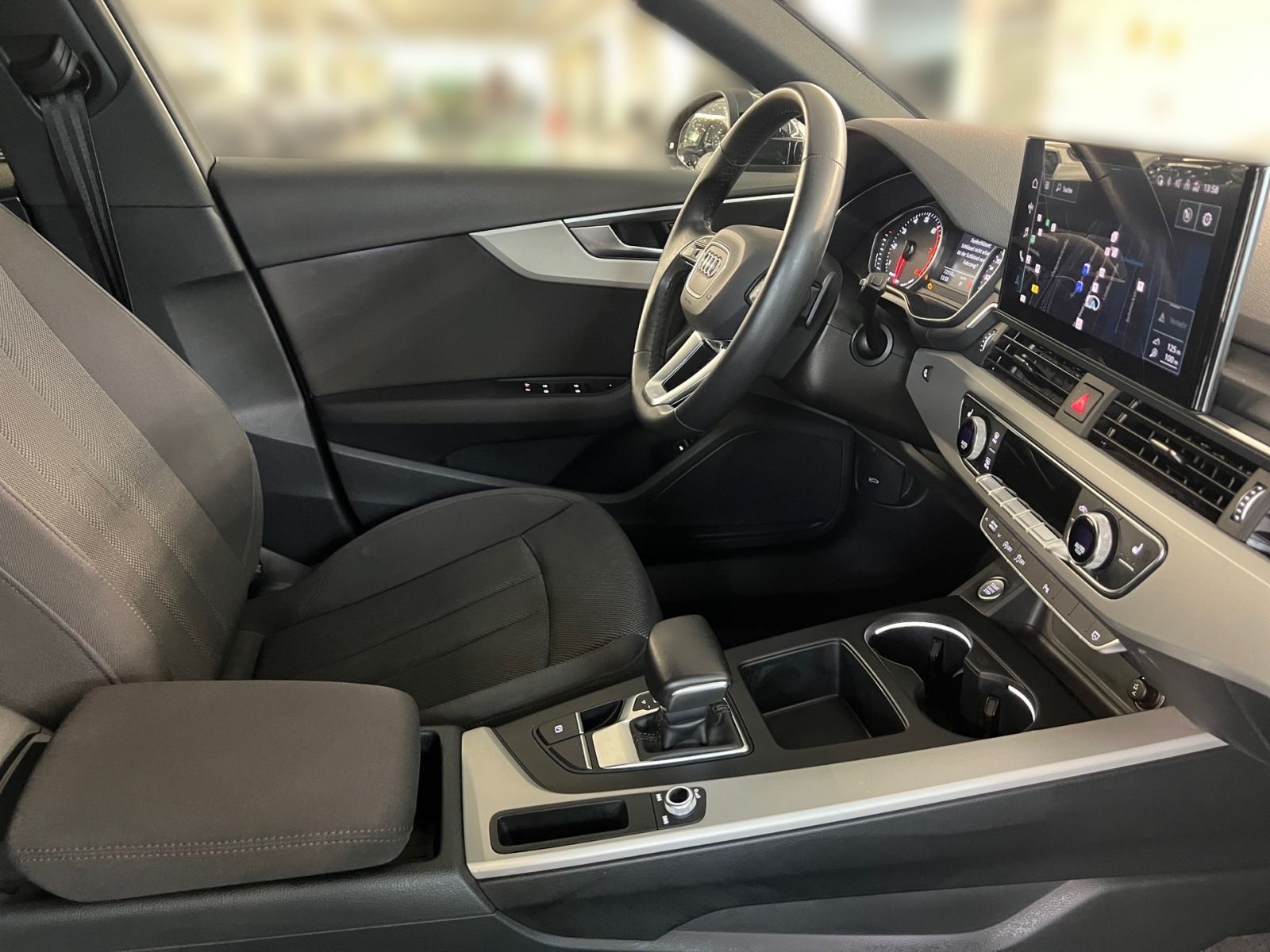 Audi A4 - Bild 15