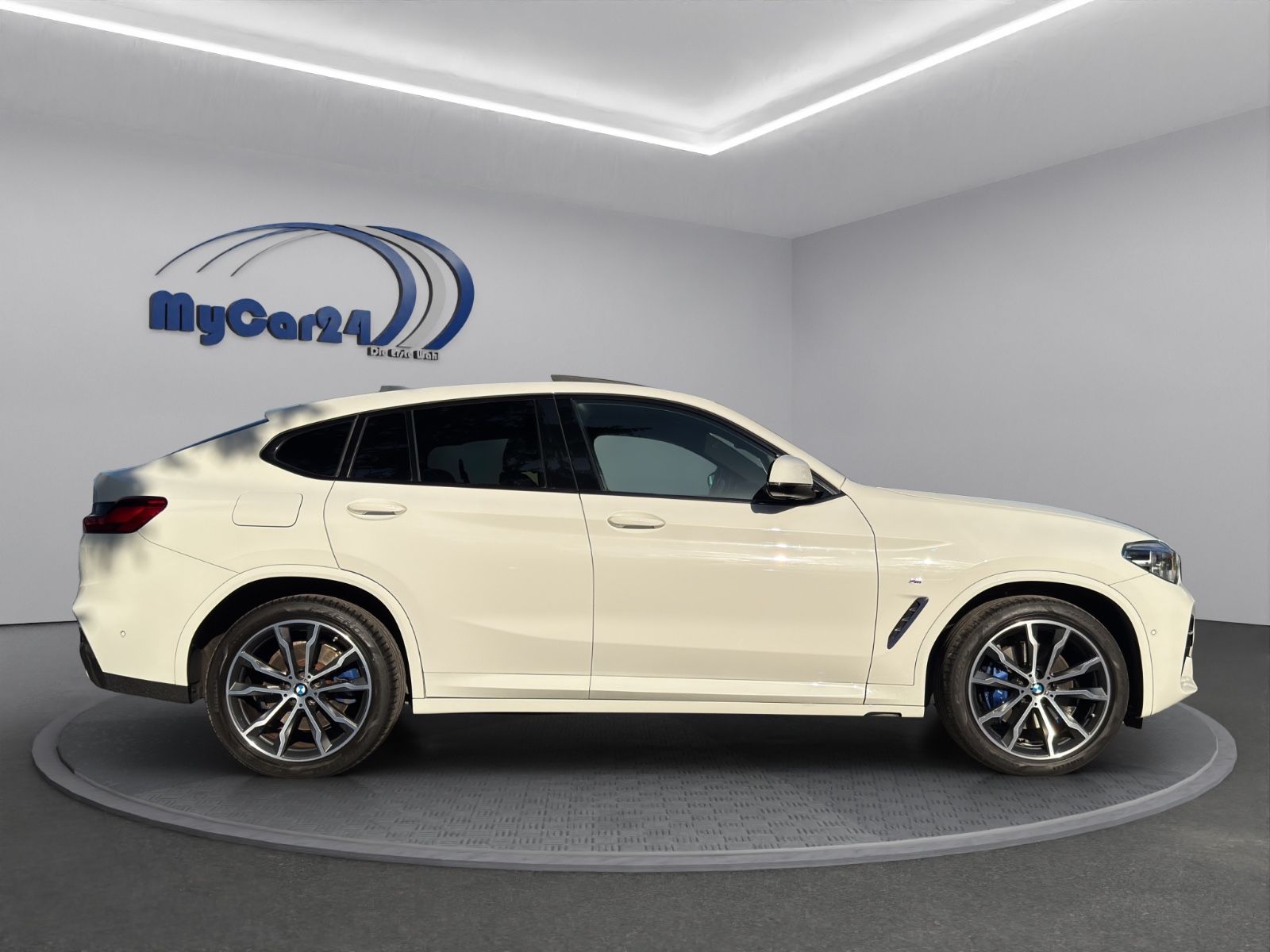 BMW X4 30i xDrive°M-Sport X°Pano°HeadUp°Cam°Memory foto 12