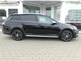 Volkswagen Golf 7 Alltrack Aut. R-Line Xenon Pano Leder AHK - Volkswagen Golf: Alltrack