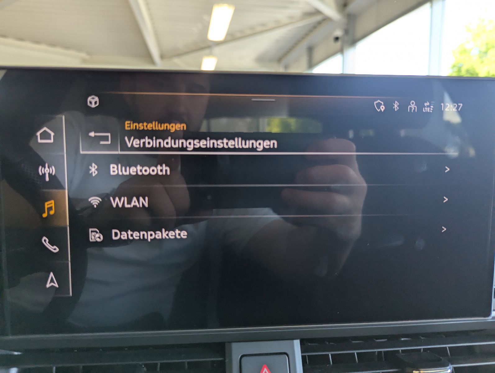 AUDI A4 35 TDI S-Line Pano LED Virtual Cam ACC 18 - Image 29
