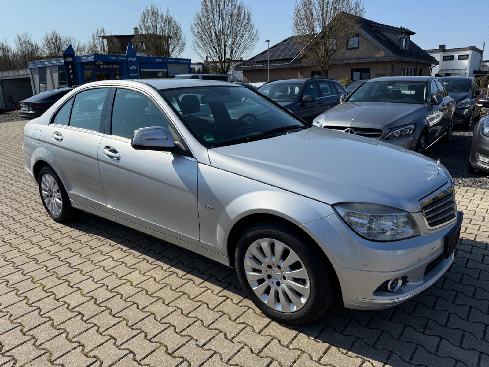 Mercedes-Benz C 220 CDI Automatik Lim. Leder Navi PTS Sitzh.