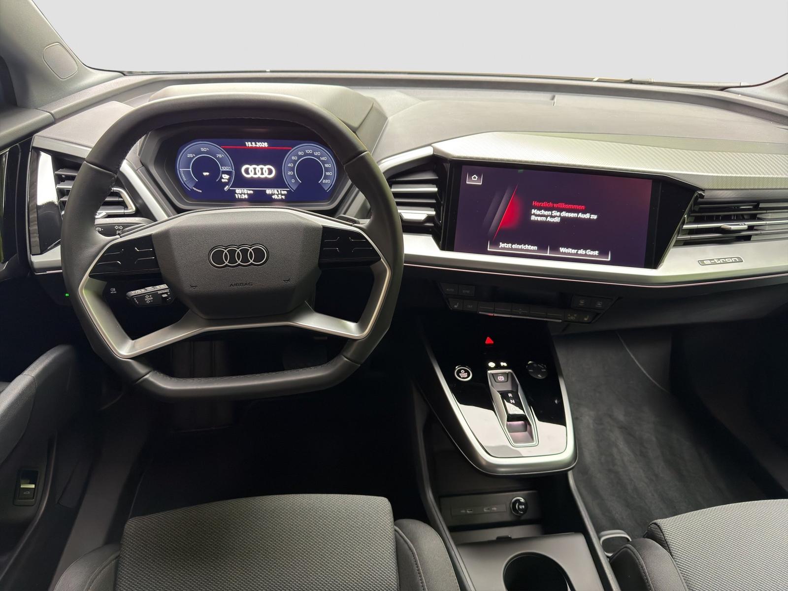 Audi Q4 e-tron qu 5JGAR StHzg PDC SHZ Assists