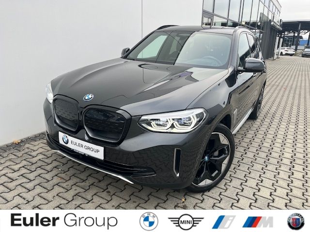 BMW iX3 Impressive AHK DrivAssProf HUD H/K Parkass+