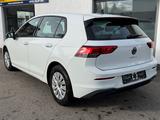 Volkswagen Golf VIII Lim. ! PDC ! LED ! 1-HAND ! ASSIST ! - VW Golf Gebrauchtwagen in München