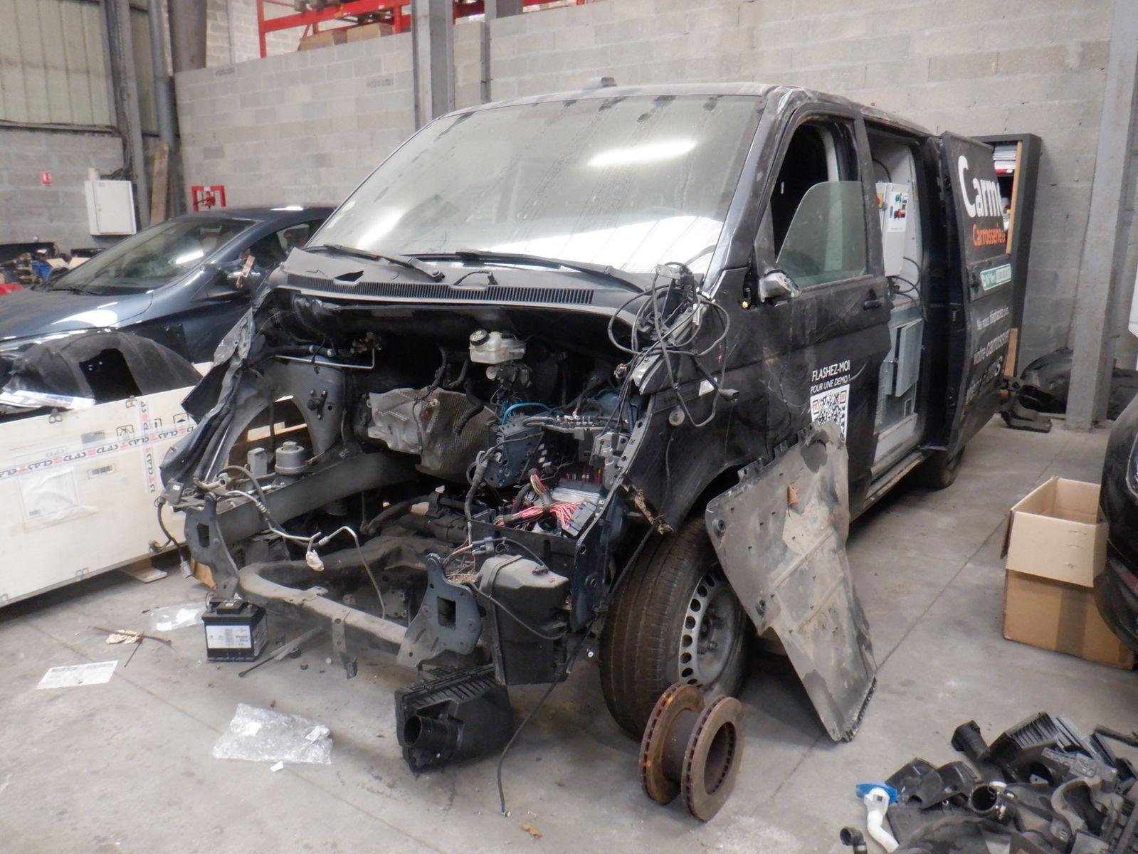 Volkswagen T6 TRANSPORTER 2.8T L1H1