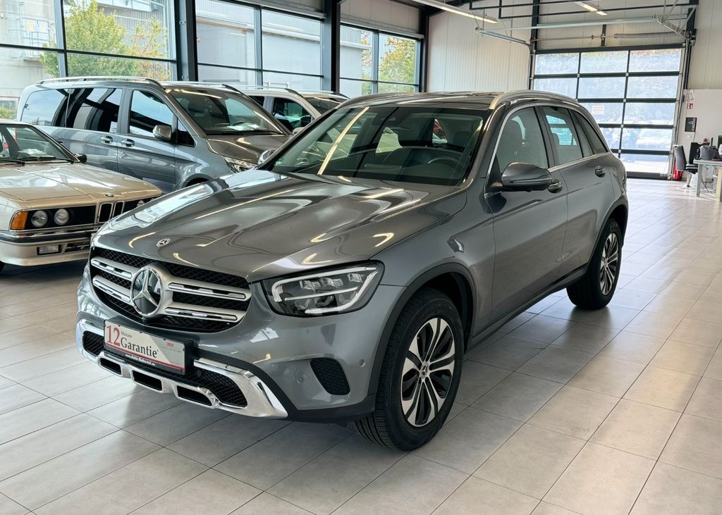 MERCEDES-BENZ GLC 300