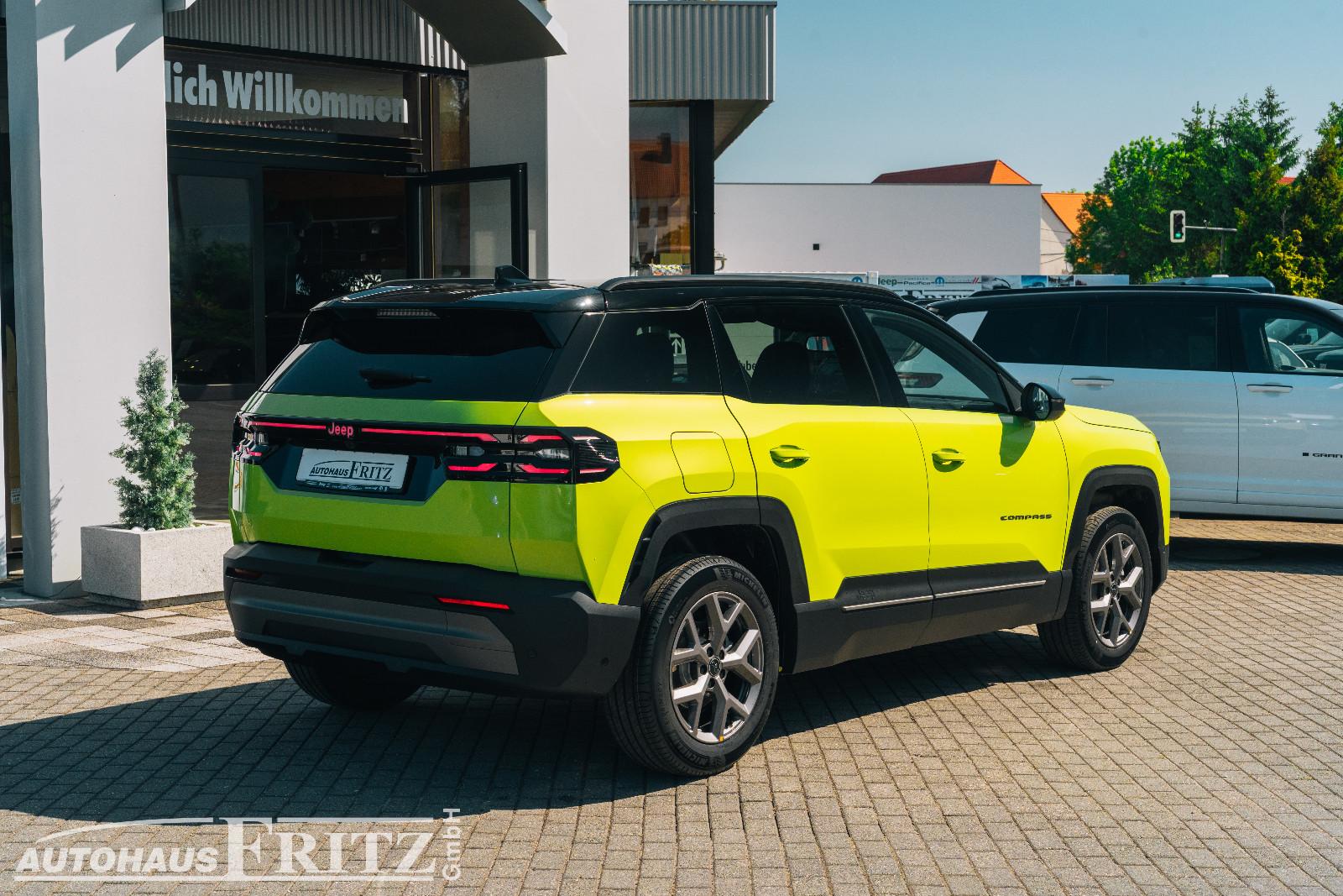 Jeep Compass First Edition 2026 - 1,2l ,Head-Up, 360°
