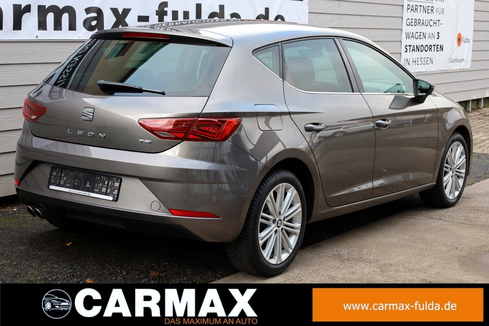 Fahrzeugabbildung SEAT Leon Xcellence T.Leder,SH,PDC,Allwetterreifen