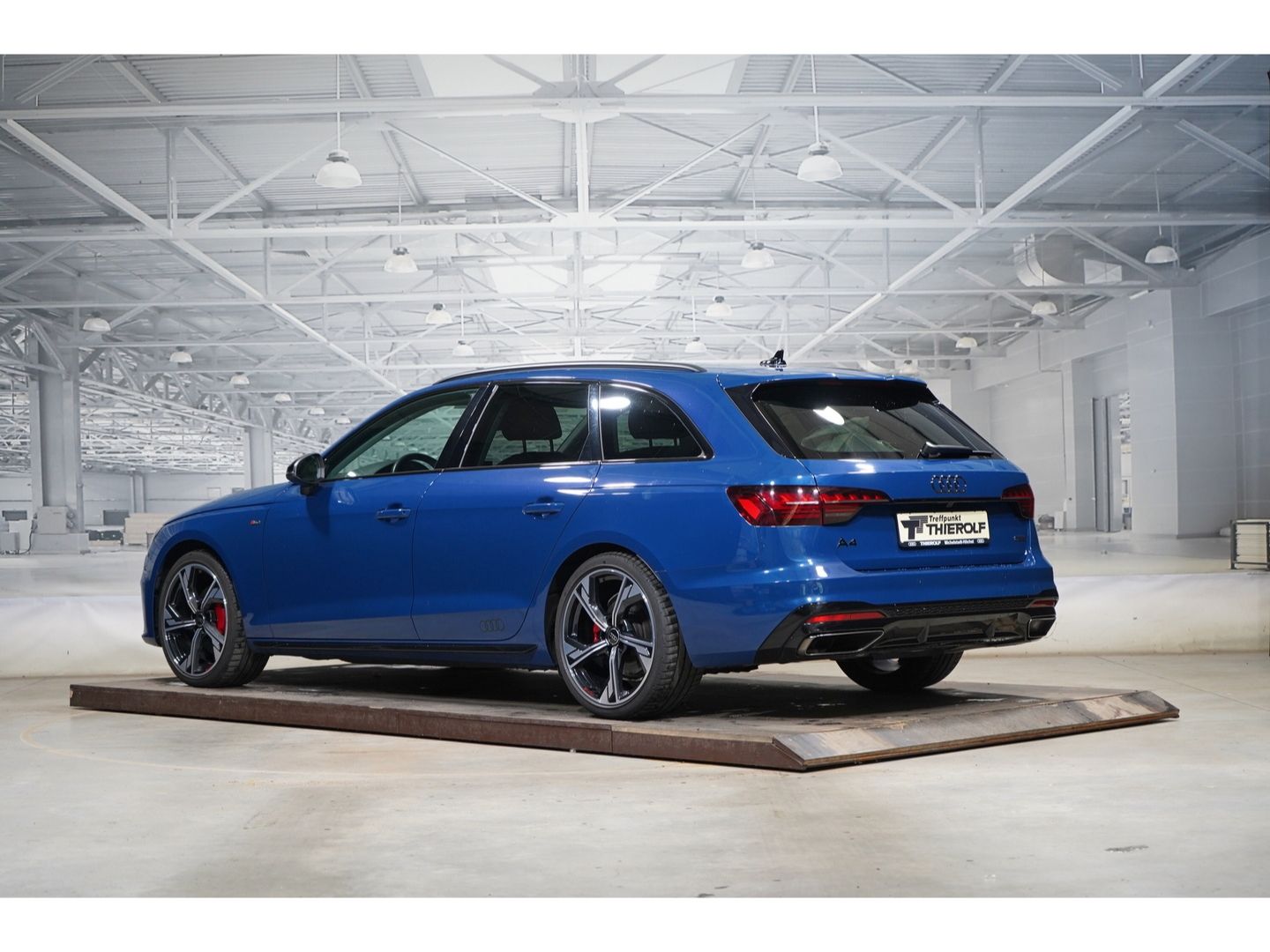 Audi A4 Avant S line 40 TDI quattro AHK Kamera imagem 3