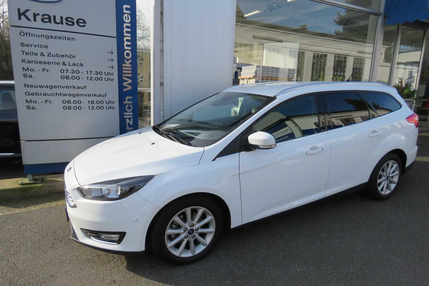 Ford Focus Turnier Titanium Navi AHK 81TKM