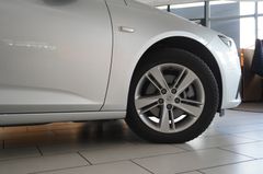 Fahrzeugabbildung Opel Insignia B ST 2.0T ELEGANCE NAVI/LED/VIRT/SH/DAB