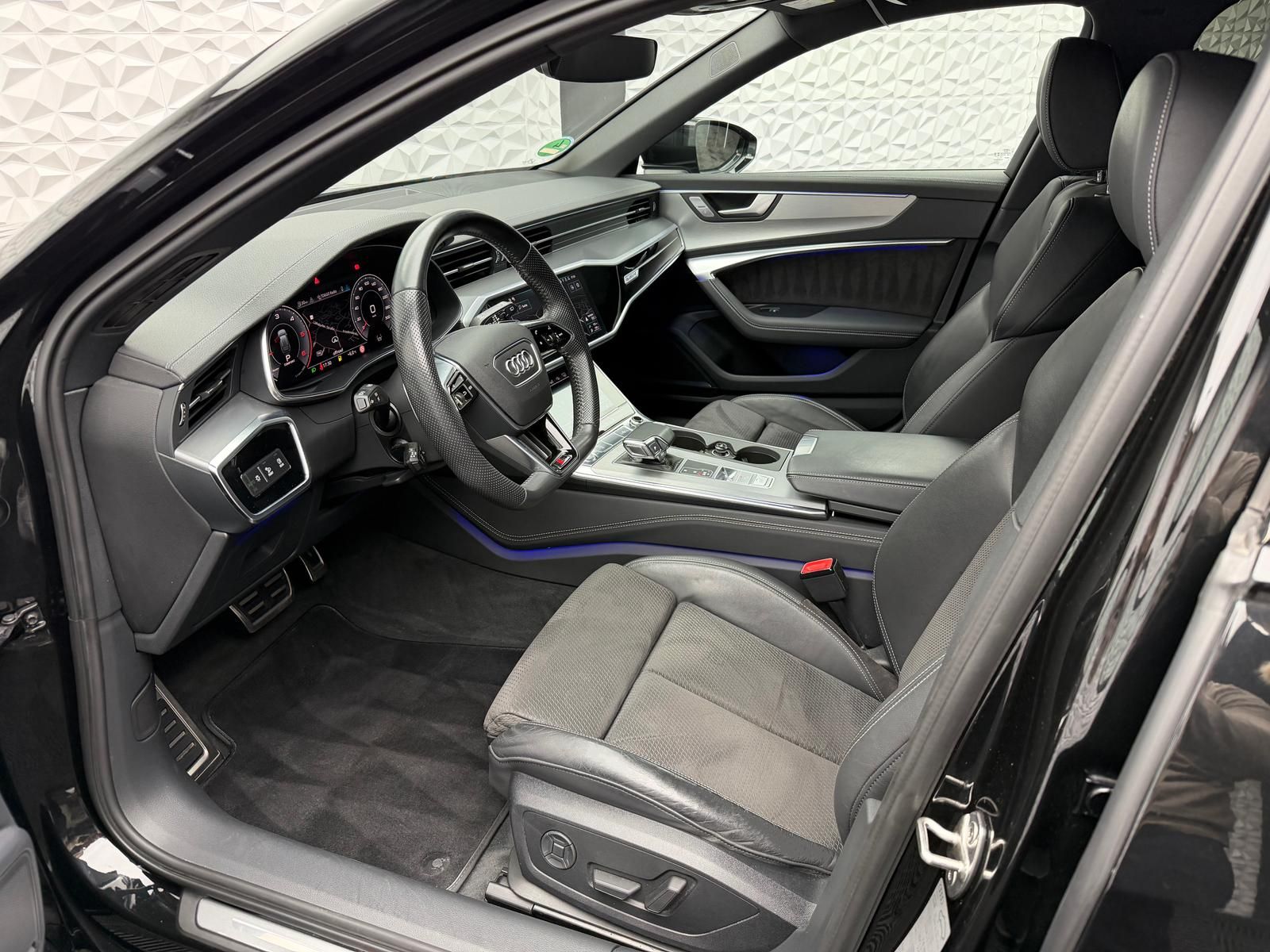 Fahrzeugabbildung Audi A6 45 TDI QUAT/S-LINE/B&O/ALLRADLENKUNG/360°/ACC
