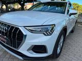 Audi Q3 35 TDI S tronic Business Advanced - Audi Q3 mit Diesel-Antrieb: Kombi, Automatik