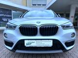 BMW X1 xDrive 20 i Aut. Navi LED Klima Pdc Tüv NEU - silberne BMW X1