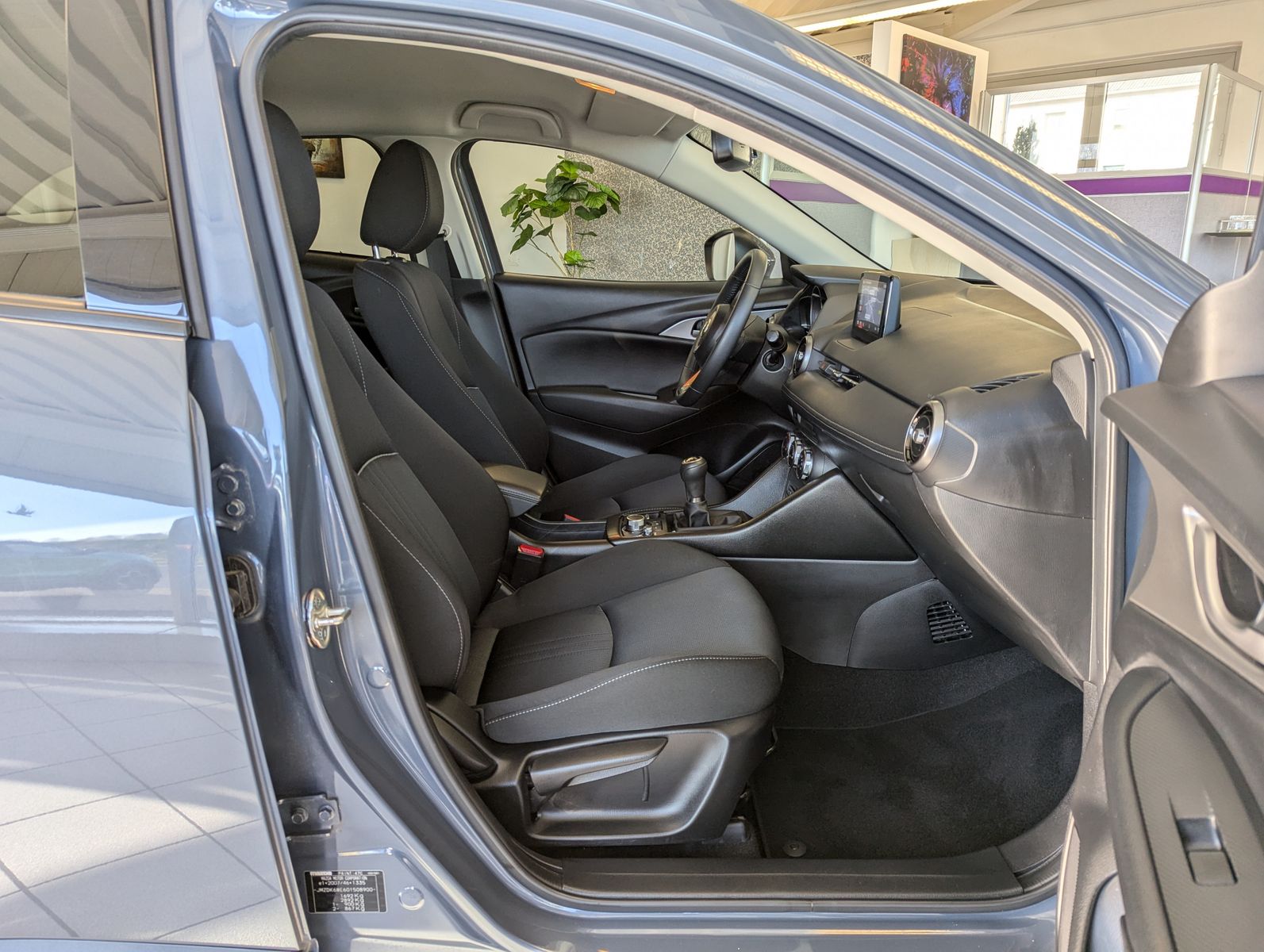 Fahrzeugabbildung Mazda CX-3 Ad'vantage Sonderlackierung PDC SHZ Navi
