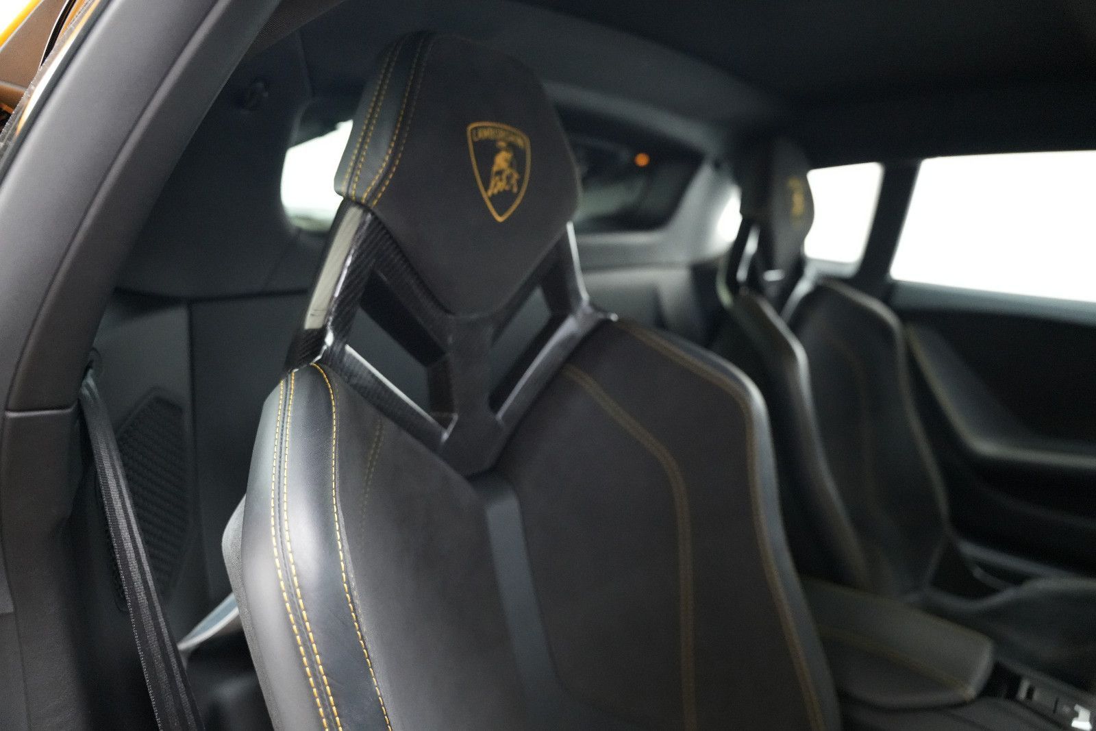 Fahrzeugabbildung Lamborghini Huracan Huracán /LIFT/KAMERA/CARBON/SCHALENSITZ/