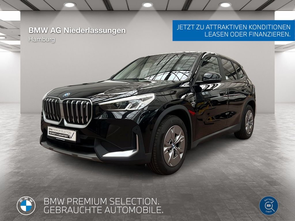 BMW iX1