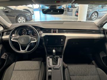 Volkswagen Passat Variant - 11