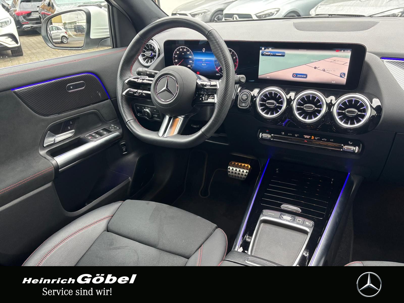 Fahrzeugabbildung Mercedes-Benz GLA 200 AMG*AHK*ADVANCED-SOUNDSYS*AMBIENTEBEL*