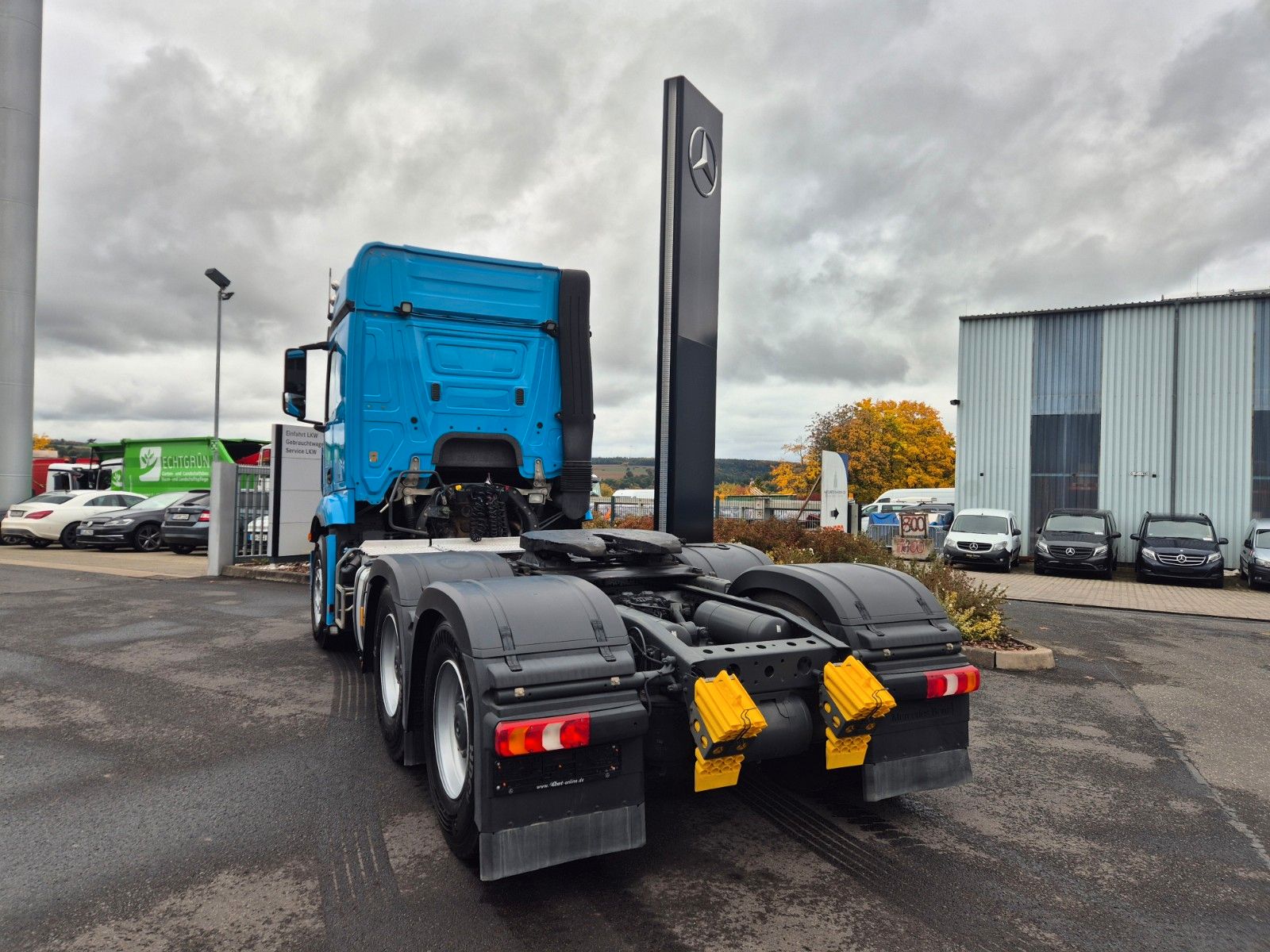 Fahrzeugabbildung Mercedes-Benz Actros 2653 LS 6x4 Retarder 120.000kg