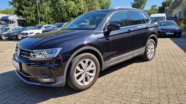 Volkswagen Tiguan Highline 2.0TDI*ACC*LED*AHK*PDC*Pano*SHZ*