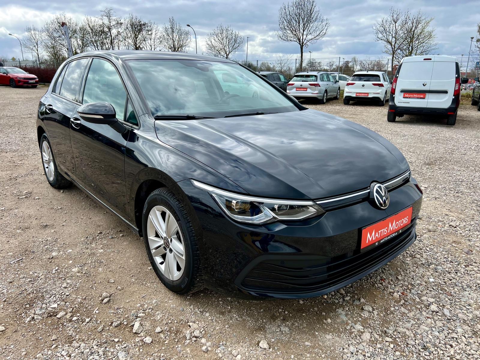 Volkswagen Golf 1.5 TSI Life AAC SHZ NAVI GZJR LED KAMERA