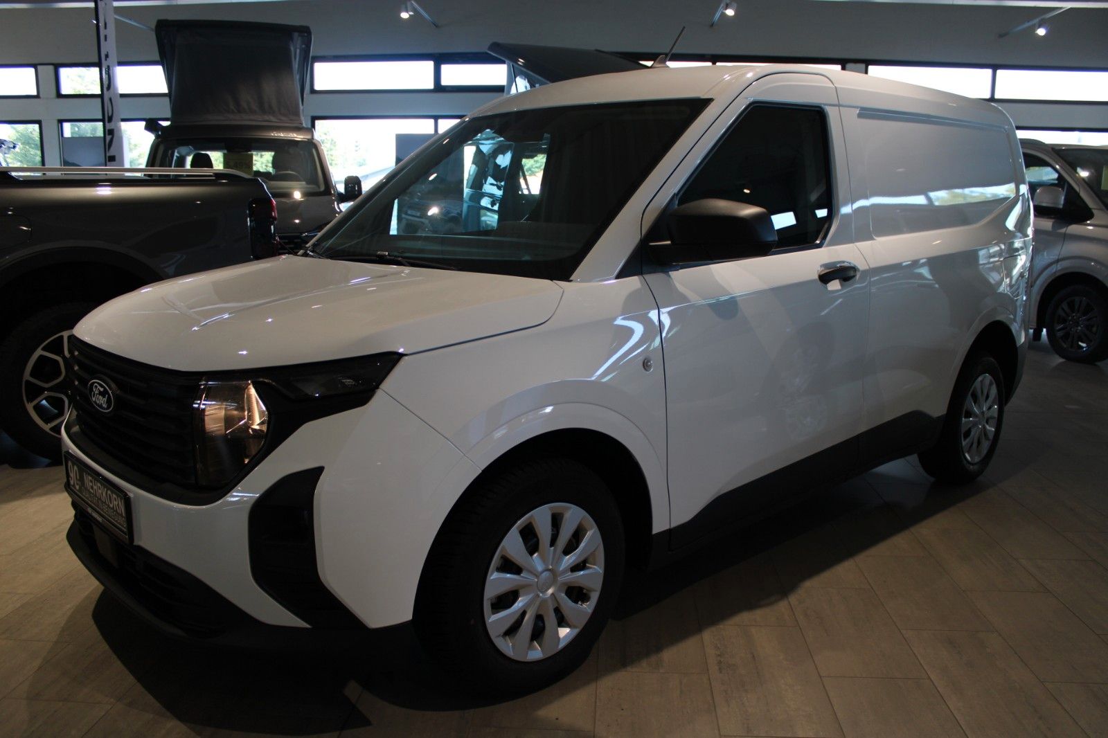Fahrzeugabbildung Ford Transit Courier TREND Kasten KLIMA WinterPaket2