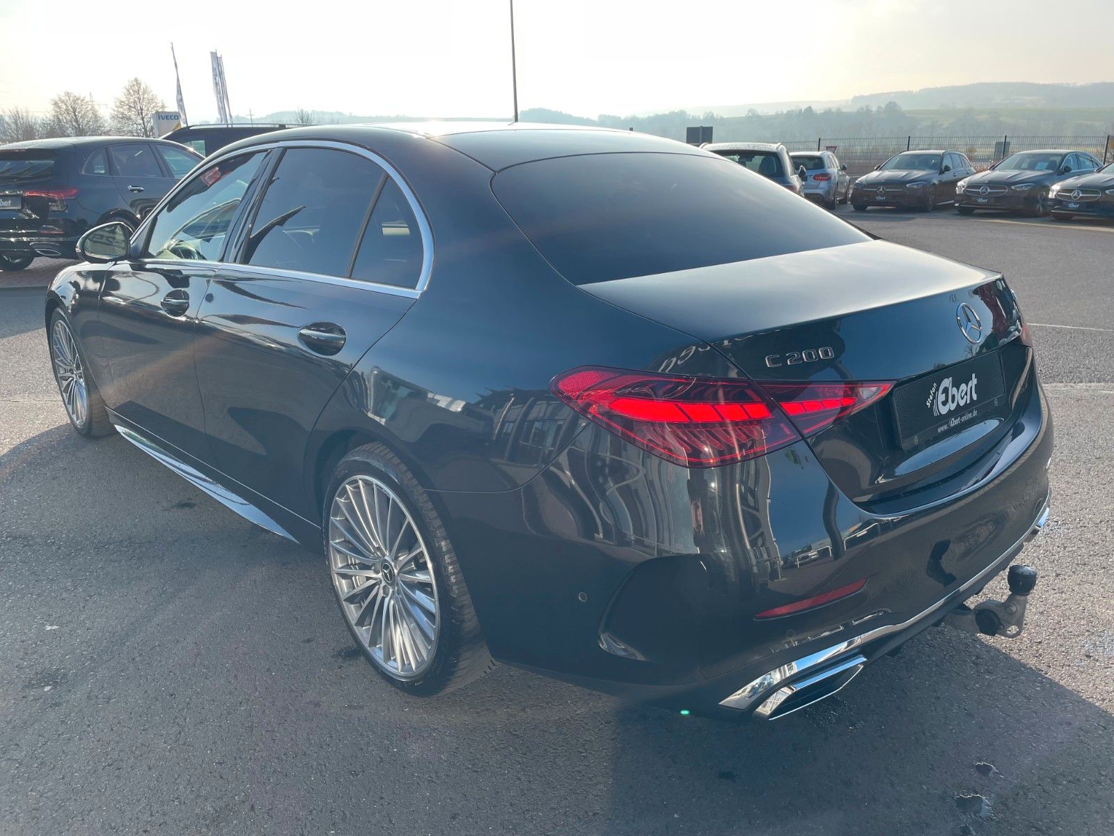 Fahrzeugabbildung Mercedes-Benz C 200 4M AMG Pano+AHK+360°+Digital+Ambiente