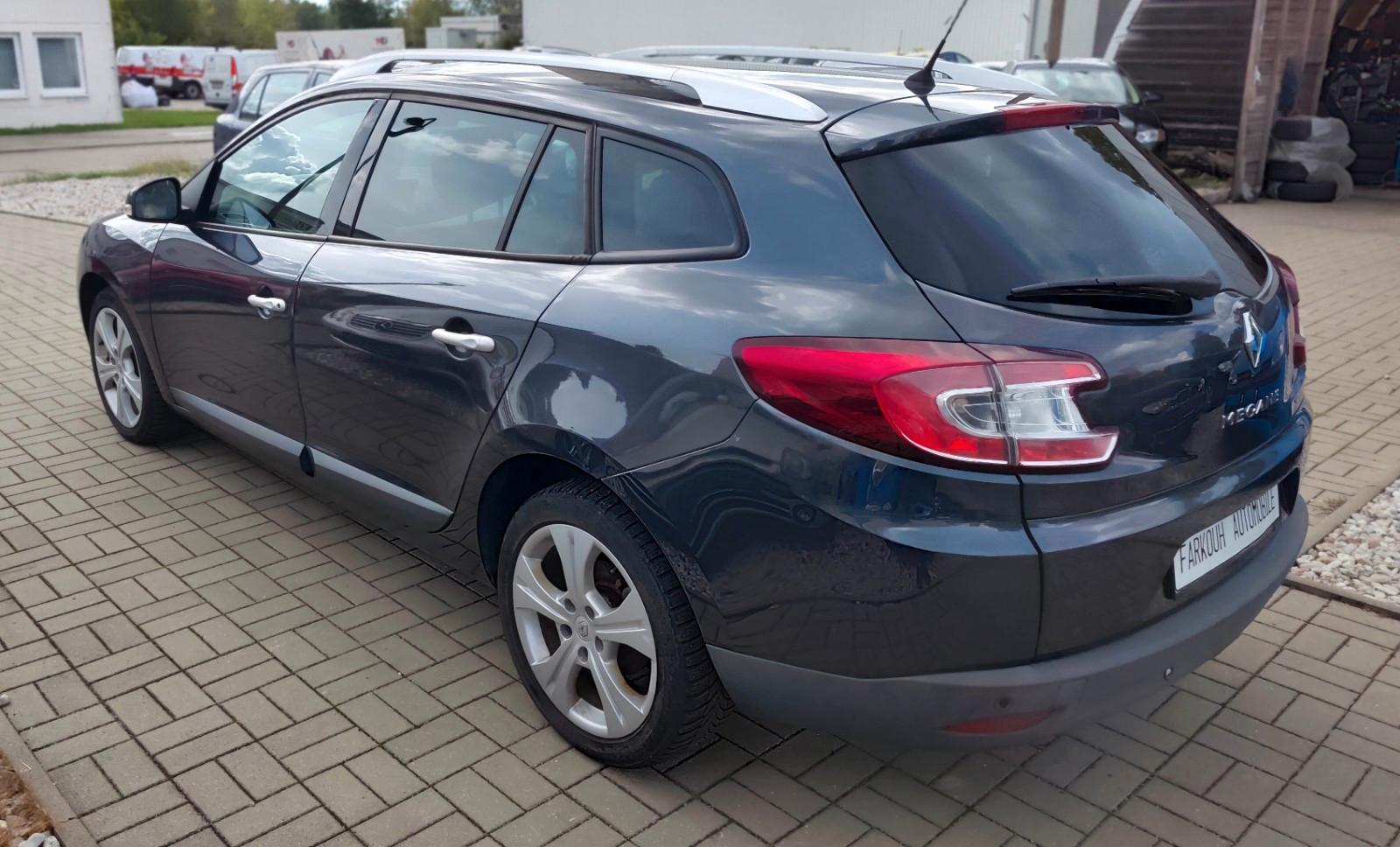 Renault Megane 2011 — двигун 1.870 cm³, 131 HP (96kW)