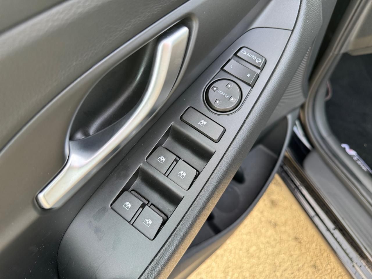 Fahrzeugabbildung Hyundai i30 N-LINE *PANORAMADACH*LED*NAVI*SHZ*LHZ*KAMERA