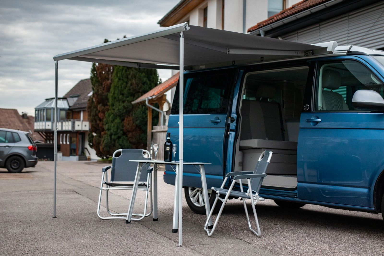 Fahrzeugabbildung Volkswagen T6 California Coast "30 Years"  4Motion 516€/Mon