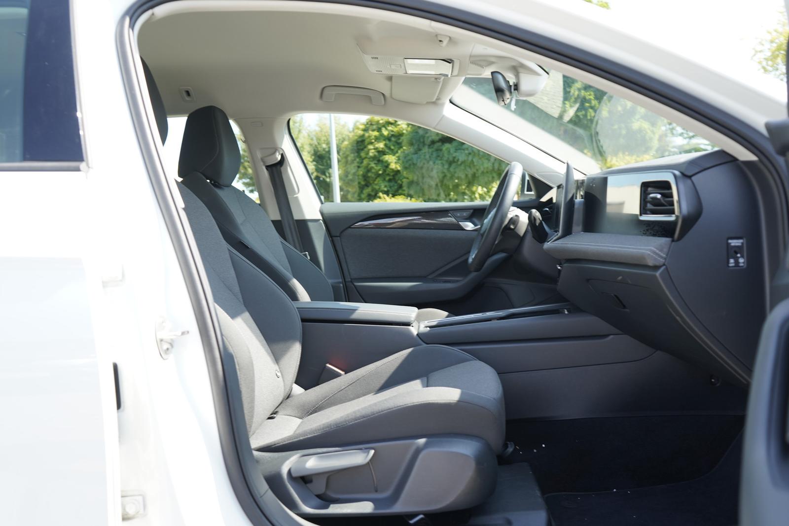 Volkswagen Passat 1.5 eTSI DSG LED Virtual Cockpit, миниатюра 27