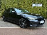 BMW 520 d Lim xDrive Aut. LED+NAV+SHZ+LEDER+KAM+AMBI - BMW 520: Limousine, 520d