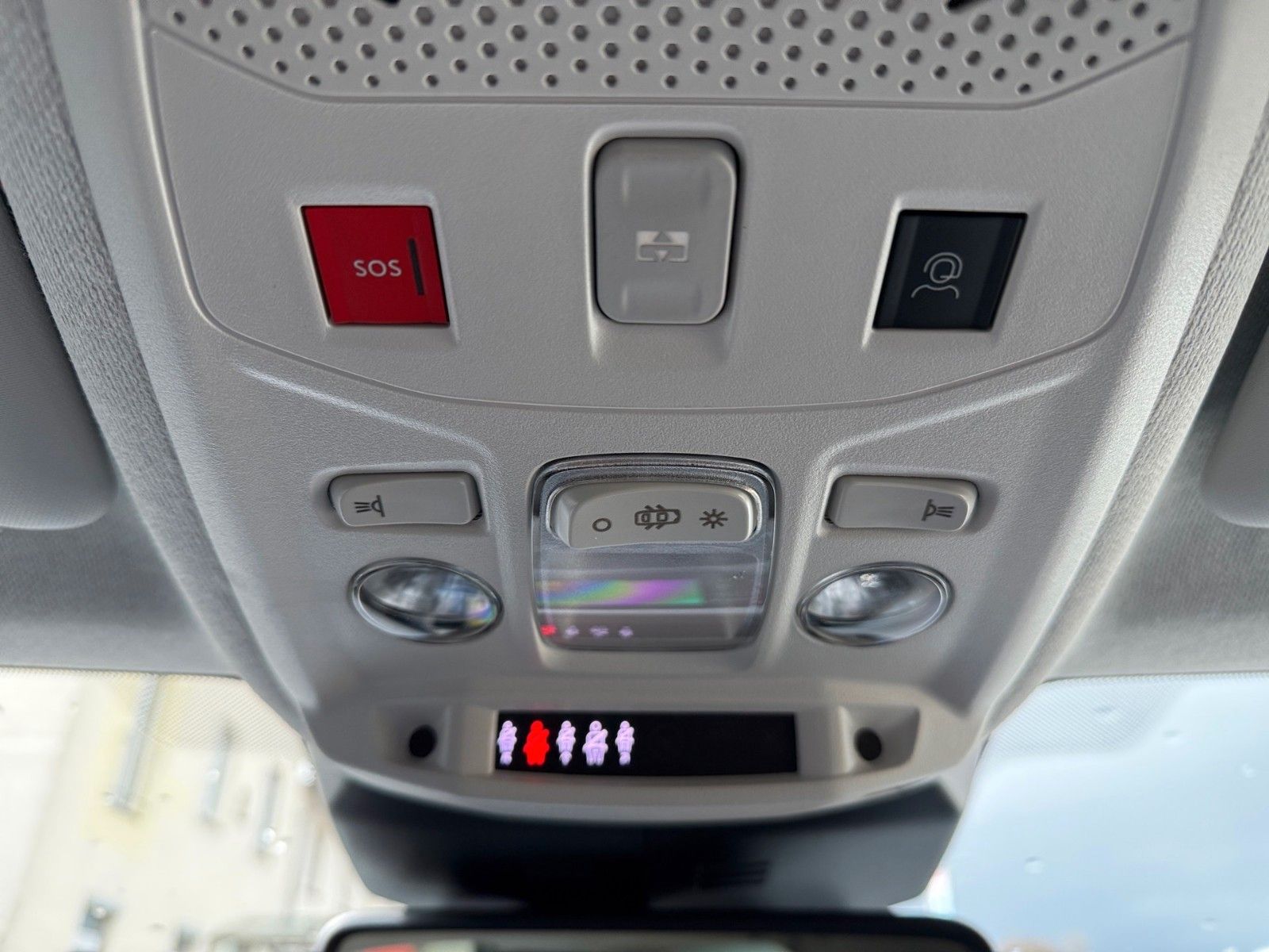 Fahrzeugabbildung Citroën C4 Hybrid 145 MAX - Vollausstattung*Massage*ACC